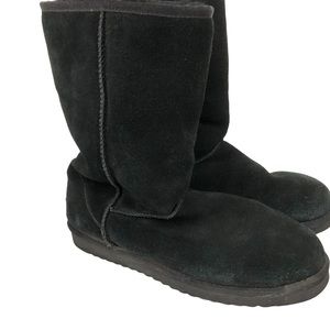 Koolaburra by Ugg Suede Short Boots Size 11 Black Koola